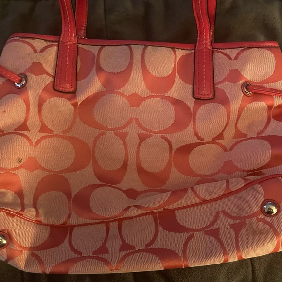COACH Rare Pink Shoulder Bag - Picture 2 of 3